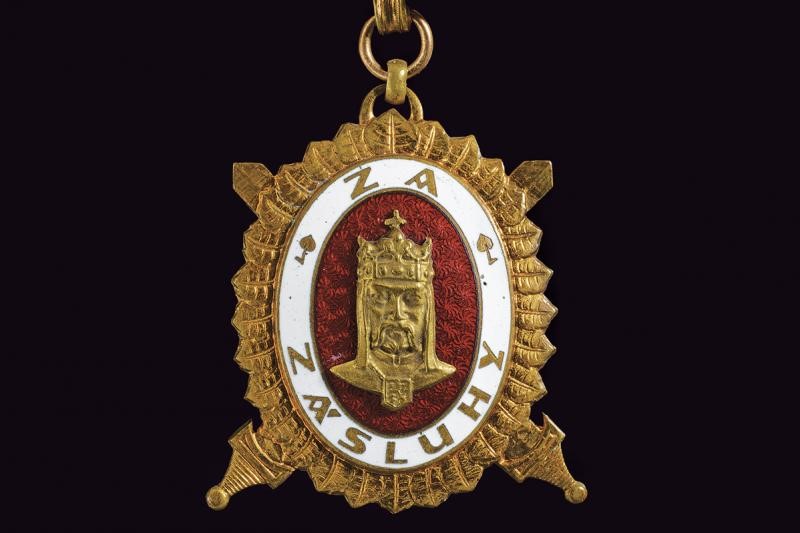 Ordine di Carlo IV, Croce di commendatore e decorazione da ufficiale, Cecoslovacchia, 1945 circa