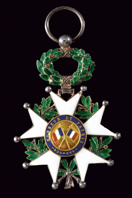 Ordine della Legion d'Onore, Croce da ufficiale in argento e smalti con medaglione in oro, Franci...