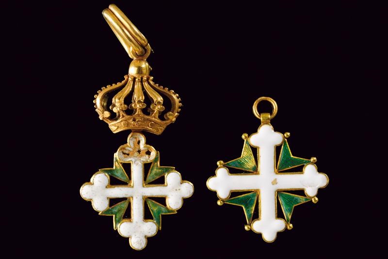 Ordine dei Santi Maurizio e Lazzaro, Croce da ufficiale in oro con smalti