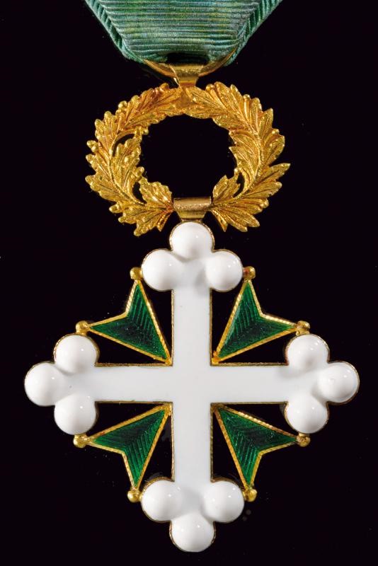 Ordine dei Santi Maurizio e Lazzaro, Croce di Cavaliere in Oro e Smalti