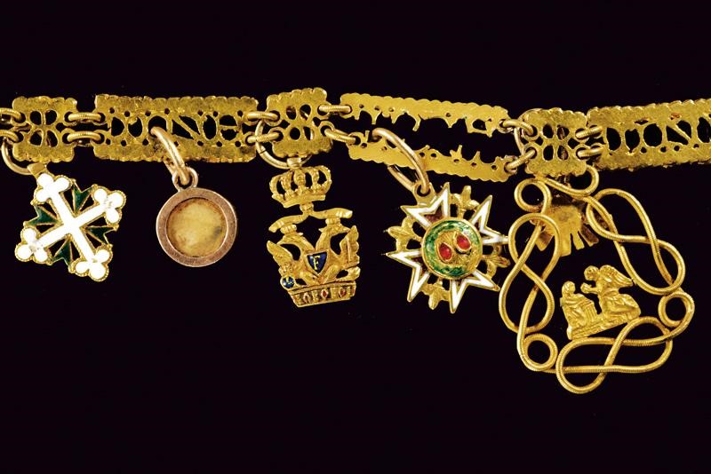 Ordine Supremo della Santissima Annunziata, collare in oro giallo con pendente, Regno d'Italia, f...