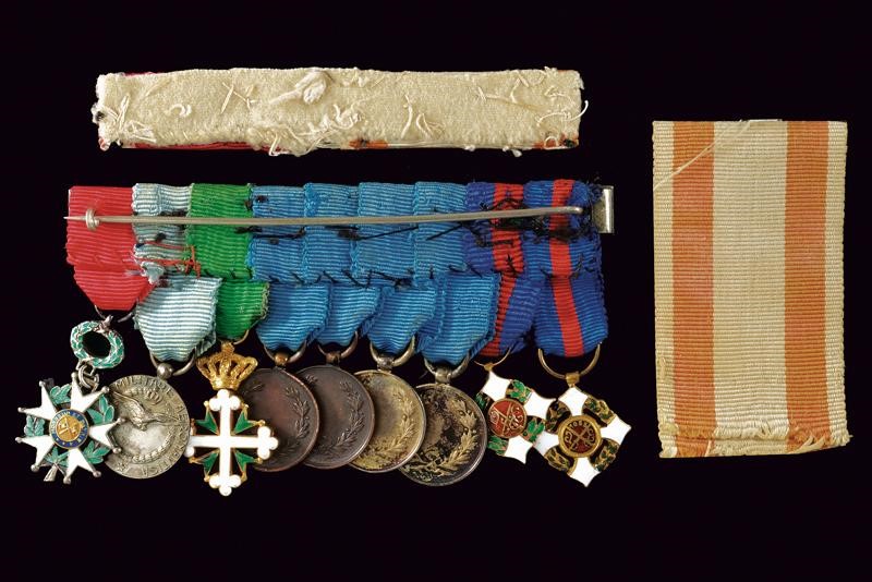 Francesco Pricolo, Distintivo commemorativo con miniature di onorificenze - Prima metà del XX sec...
