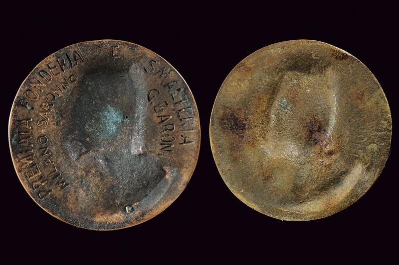 Tamagno, Placchette circolari in bronzo con bassorilievo del tenore