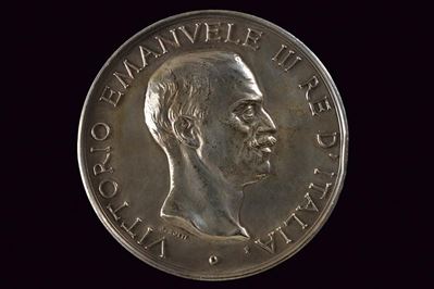 Vittorio Emanuele III, Medaglia in argento (Regno d'Italia, Prima metà del XX secolo)