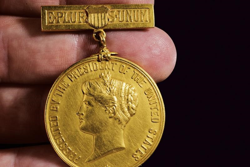 Medaglia d'oro conferita dal Presidente degli Stati Uniti d'America, 1913, diametro 3.56 cm