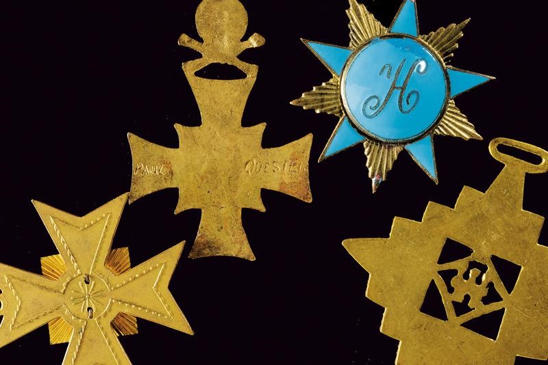 Decorazioni massoniche europee, Lotto di quattro pezzi