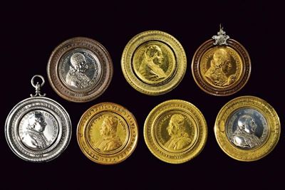 Medaglie Papali, Lotto di sette medaglie in vari materiali, Stato Pontificio, 1716