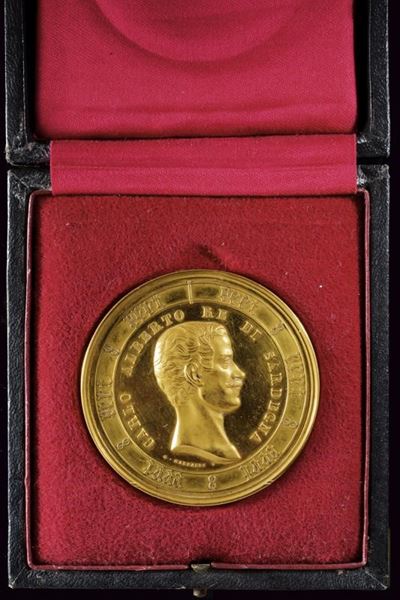Regno di Sardegna, Medaglia di Carlo Alberto 'Je atans mon astre', 1846, oro, diametro 5.5 cm