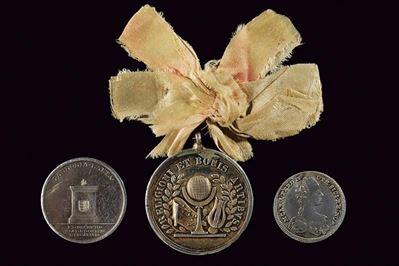 Lotto di tre medaglie in argento, Italia meridionale, XVIII/XIX secolo
