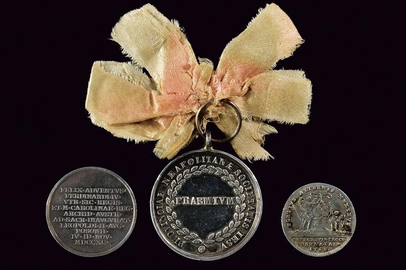 Lotto di tre medaglie in argento, Italia meridionale, XVIII/XIX secolo