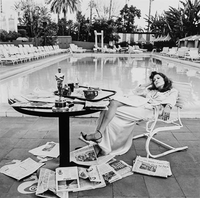 Faye Dunaway, Stampa alla gelatina ai sali d'argento, 1977