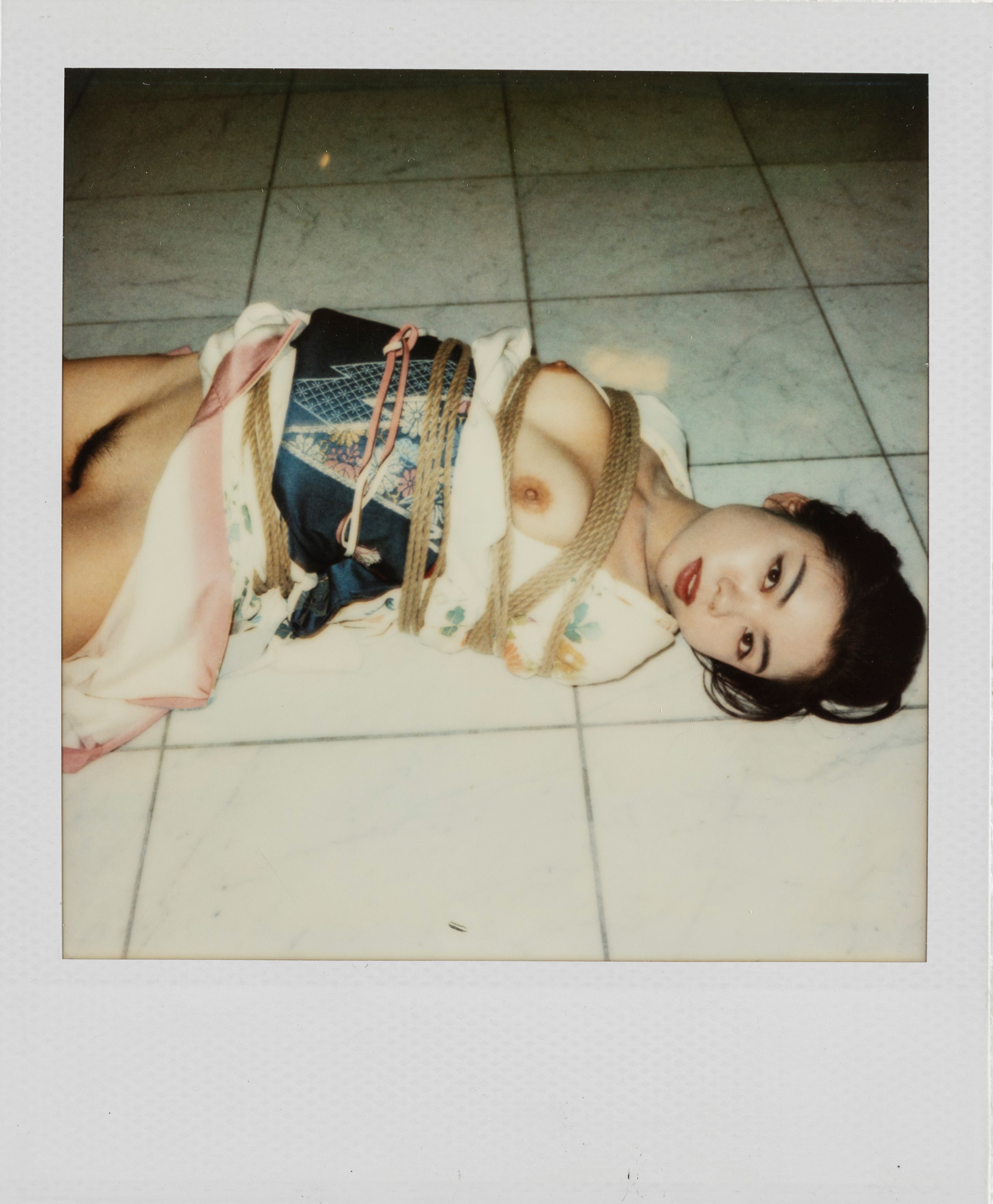 Nobuyoshi Araki - Senza titolo (Bondage e fiori), quattro polaroid