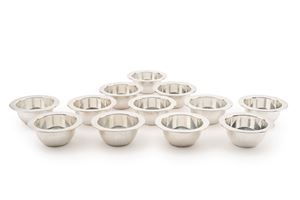 Twelve finger washing bowls