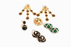 Lot comprising of four pair of earrings and one brooch