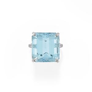 Anello con acquamarina