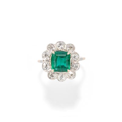 Anello con Smeraldo