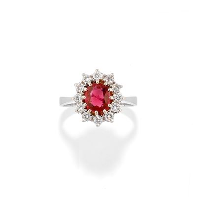 Anello con Rubino