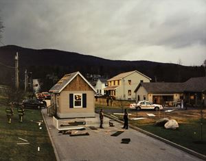 Crewdson Gregory - Untitled (House in the Road)