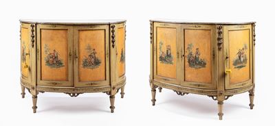 Coppia di credenze a mezzaluna in legno laccato, Veneto, fine XVIII secolo