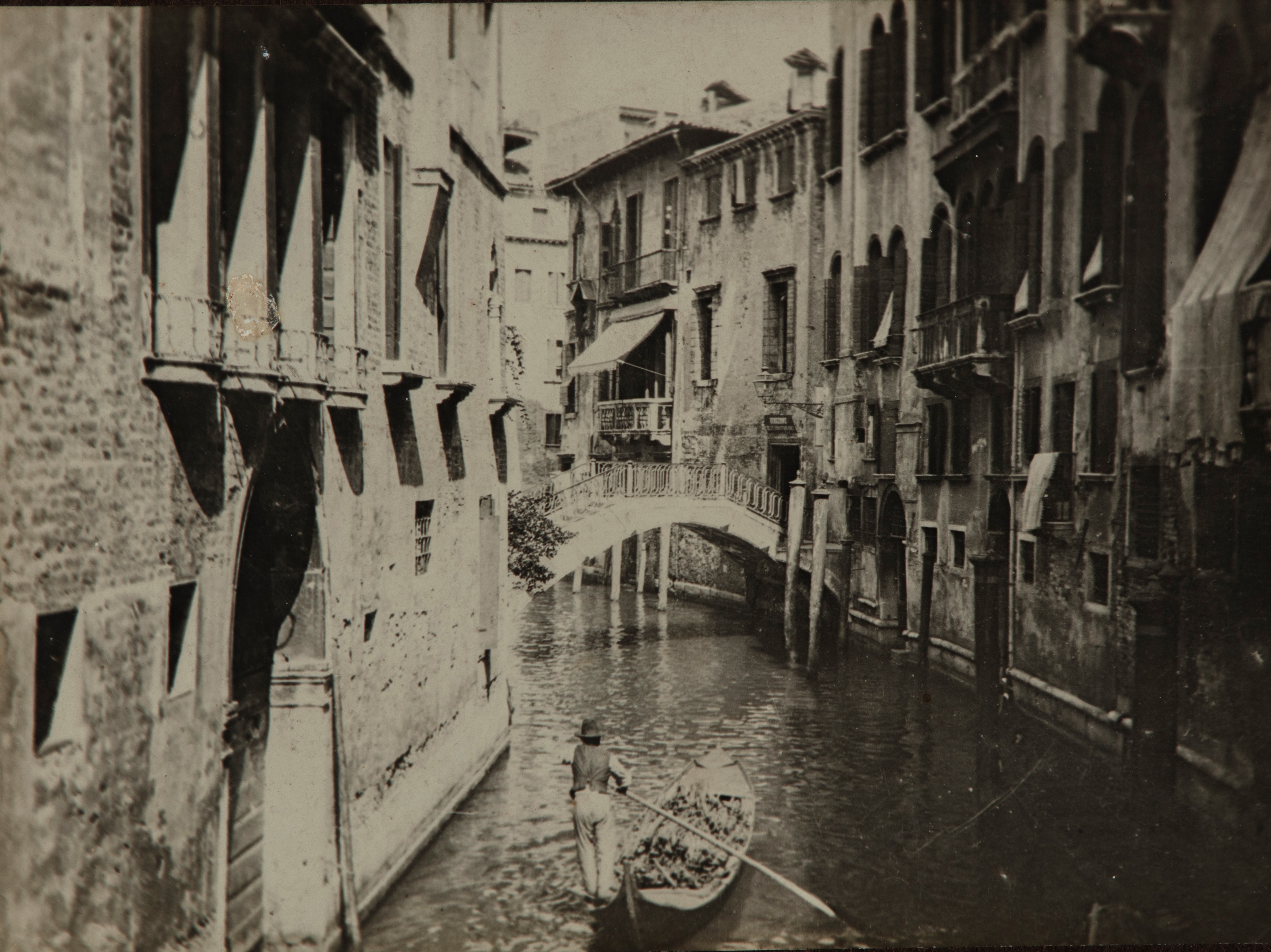 Senza titolo (Duomo di Milano ; Venezia)