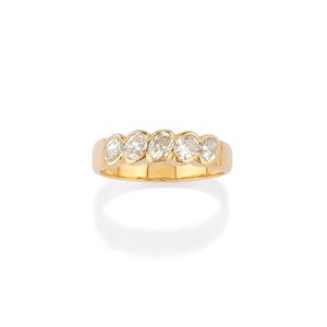  - Anello con diamanti