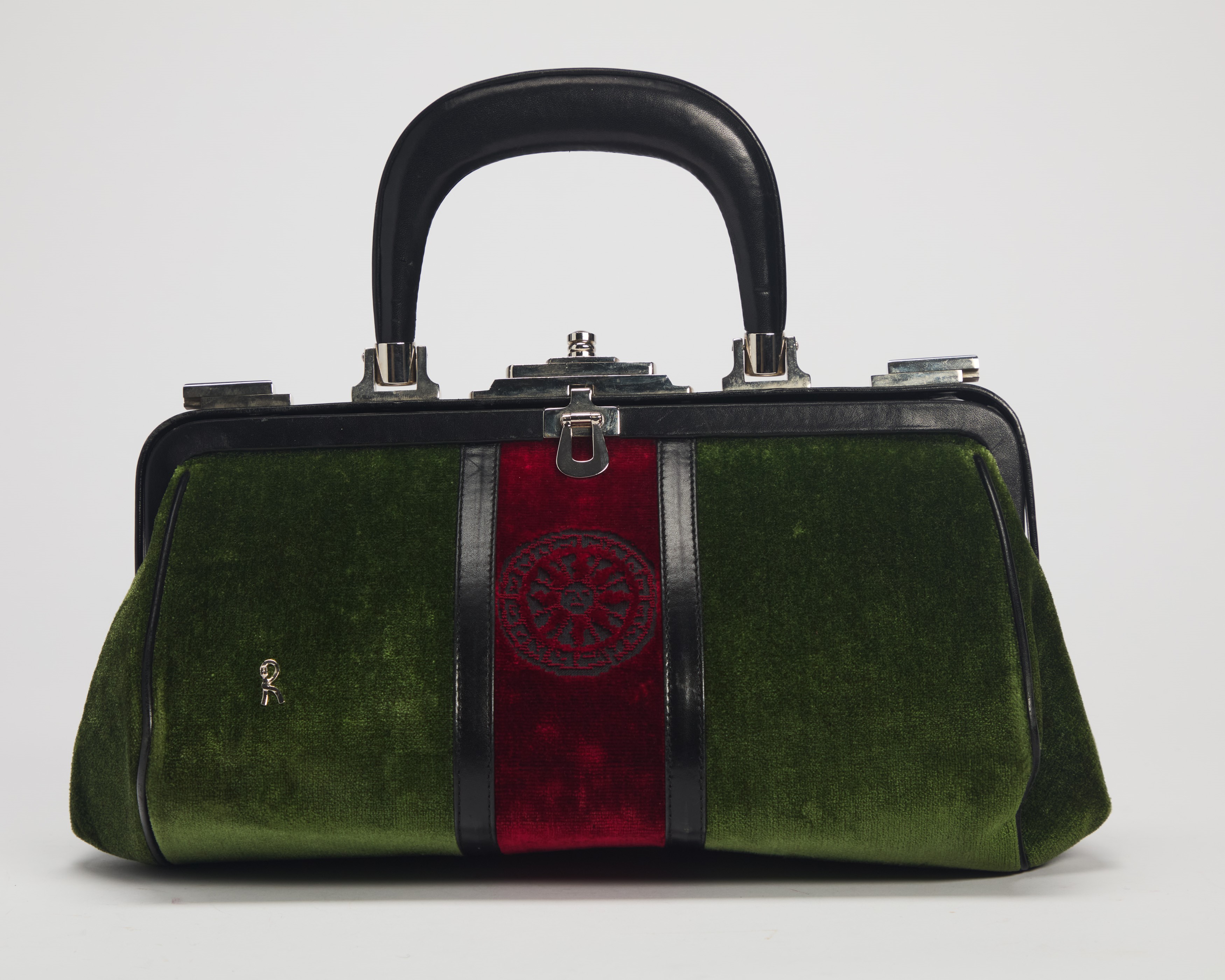 Roberta di Camerino - Bagonghi bag | Luxury Fashion | Finarte 