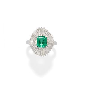 Emerald ring