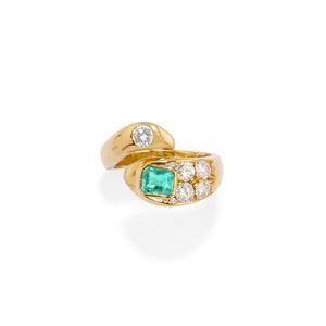 Anello con smeraldo