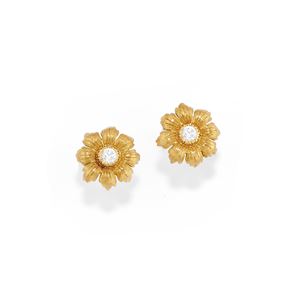 Flower earrings
