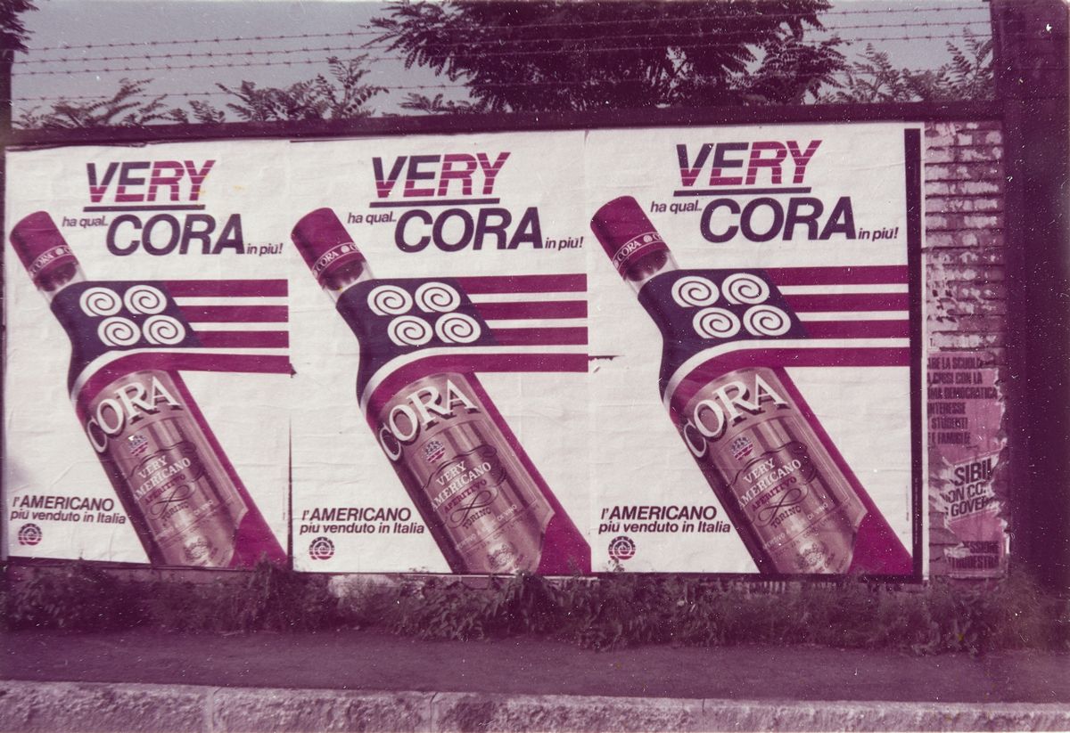 Luigi Ghirri - Modena dalla serie 'KM 0,250', 1973, 33 stampe cromogeniche vintage