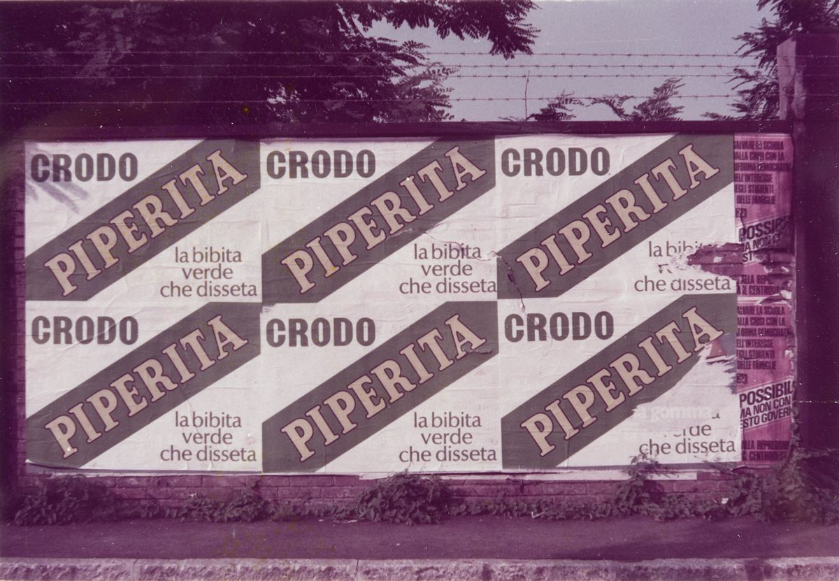 Luigi Ghirri - Modena dalla serie 'KM 0,250', 1973, 33 stampe cromogeniche vintage