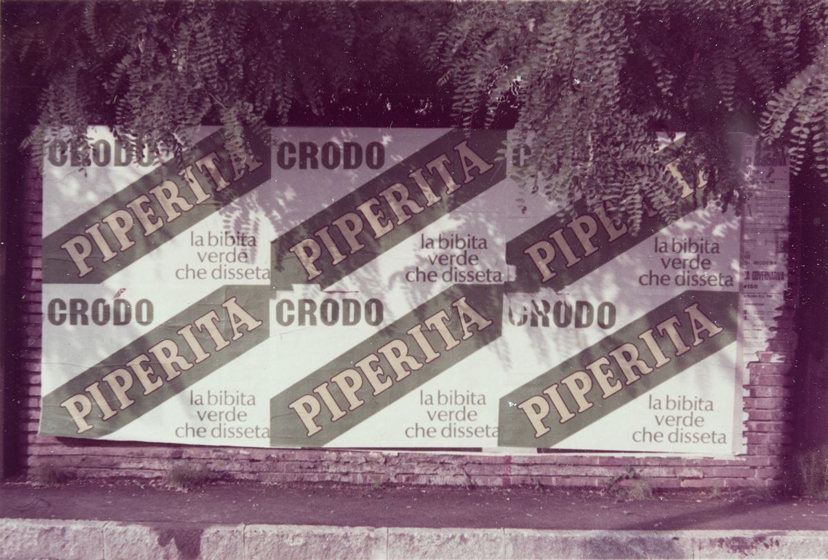 Luigi Ghirri - Modena dalla serie 'KM 0,250', 1973, 33 stampe cromogeniche vintage