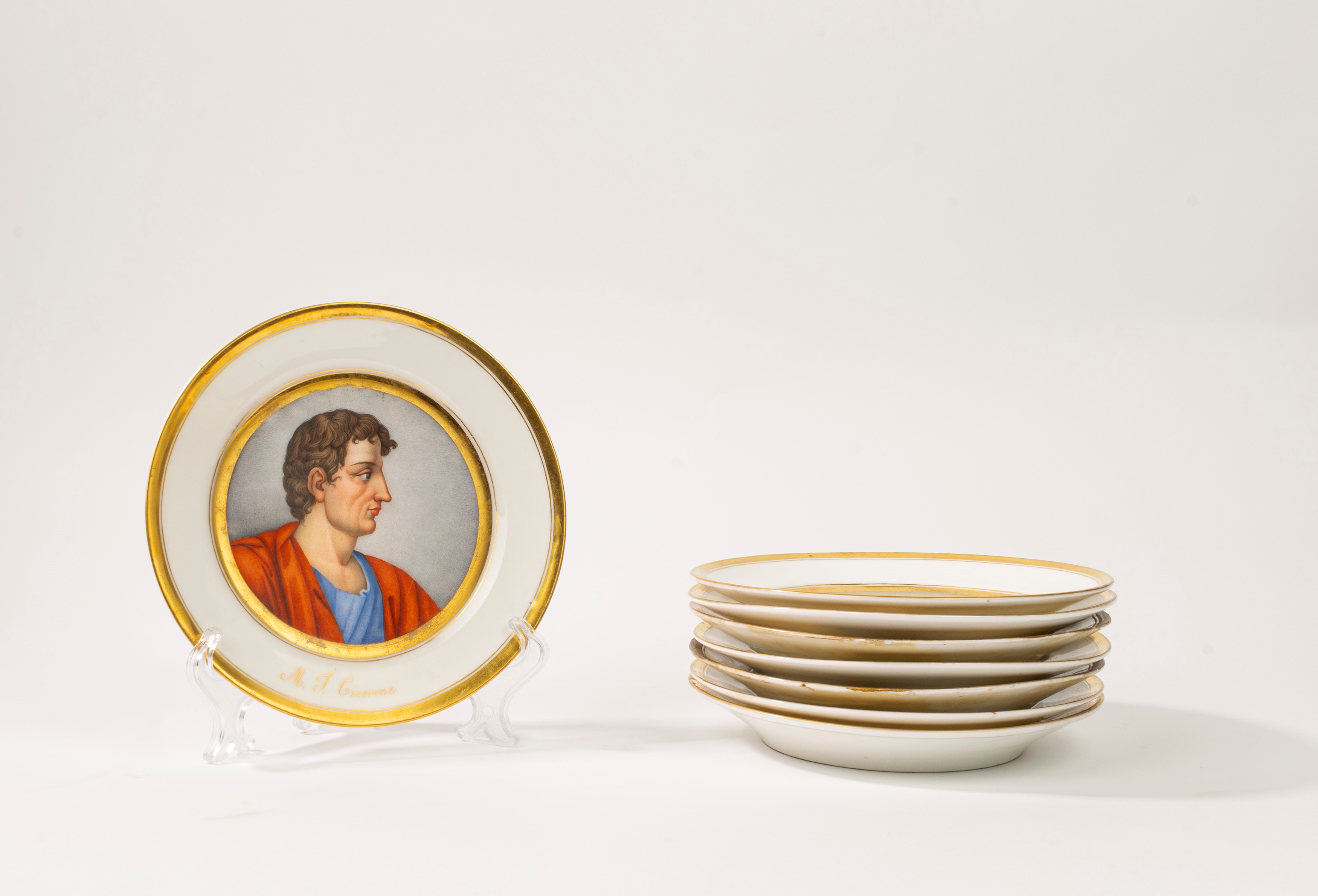 Otto Piatti in Porcellana Policroma con Ritratti di Uomini Illustri, Secolo XIX