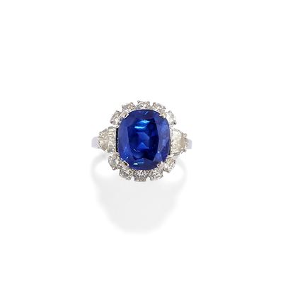 Anello con Zaffiro