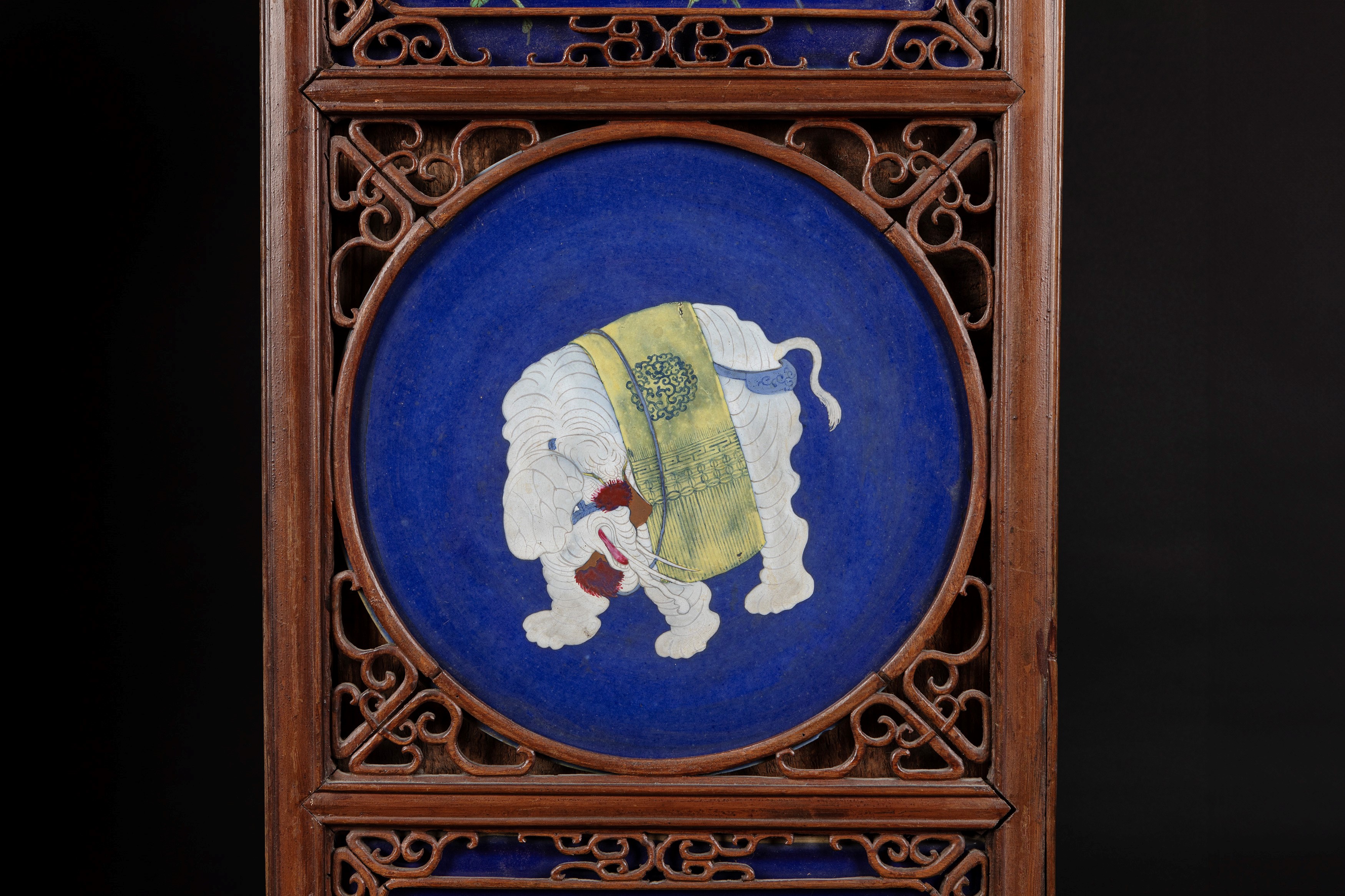 Coppia di Panneli in legno con placche in porcellana "Qianjiang"