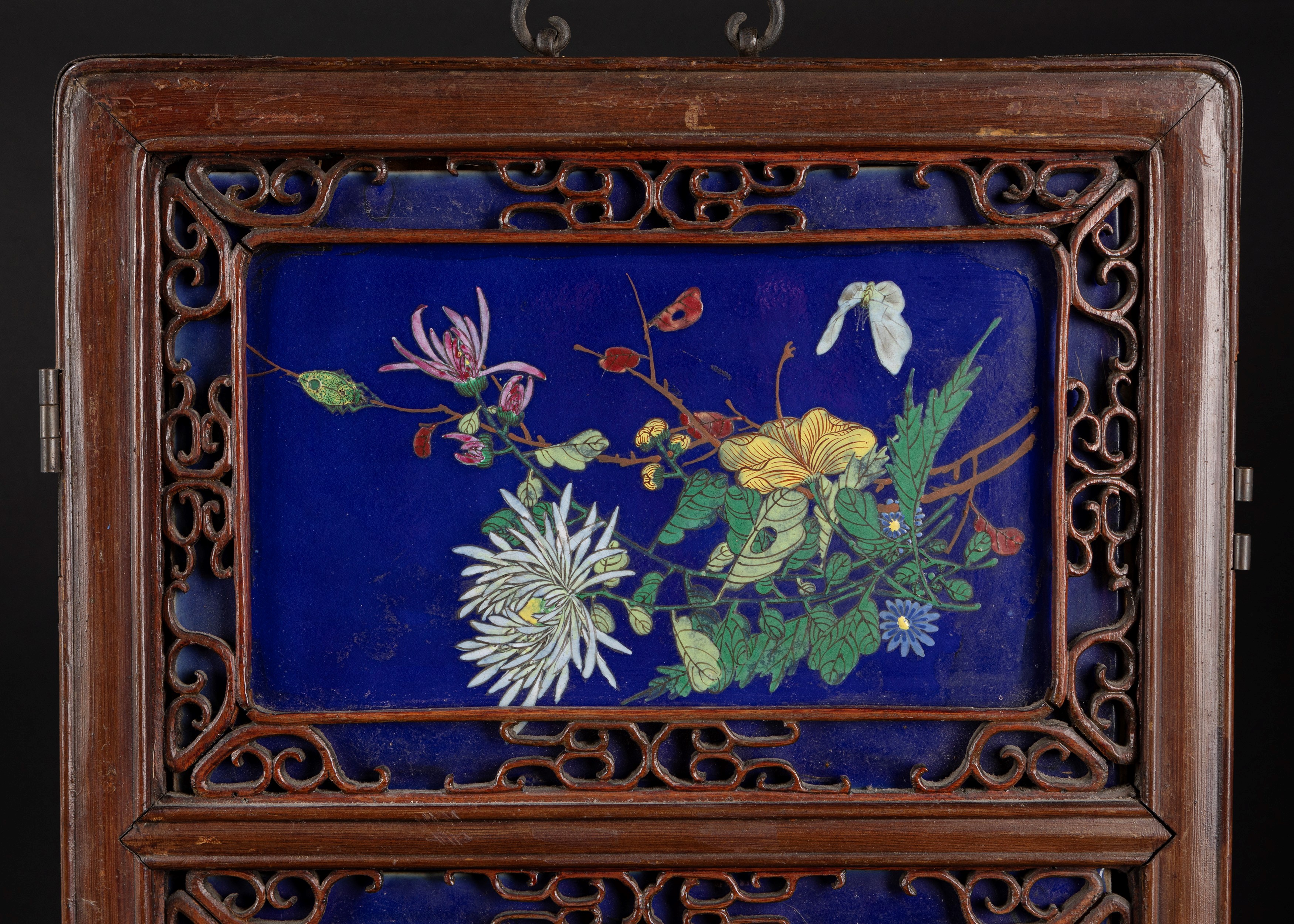 Coppia di Panneli in legno con placche in porcellana "Qianjiang"