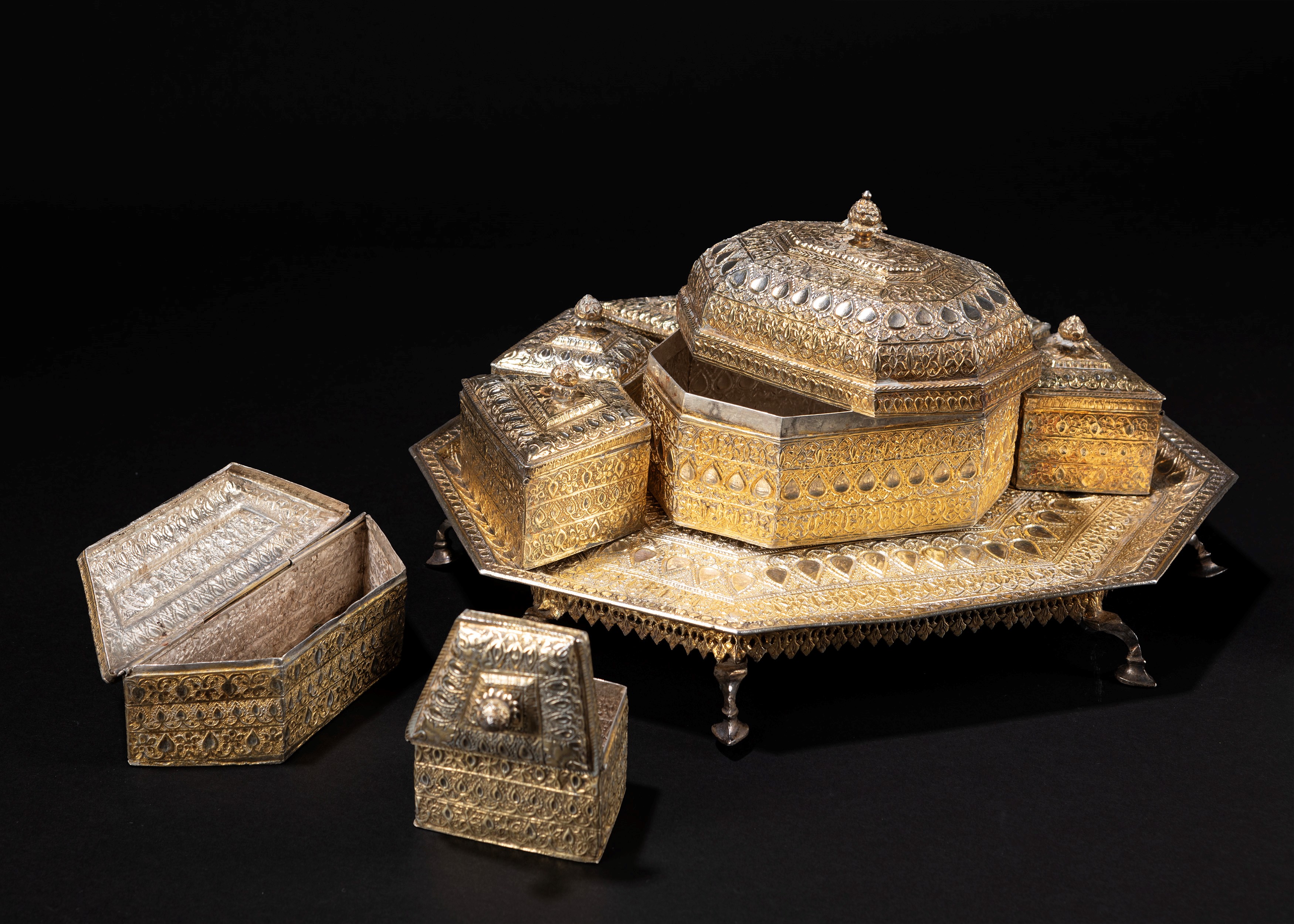 Centrotavola portavivande in argento