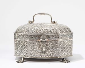 Scrigno ottagonale in argento