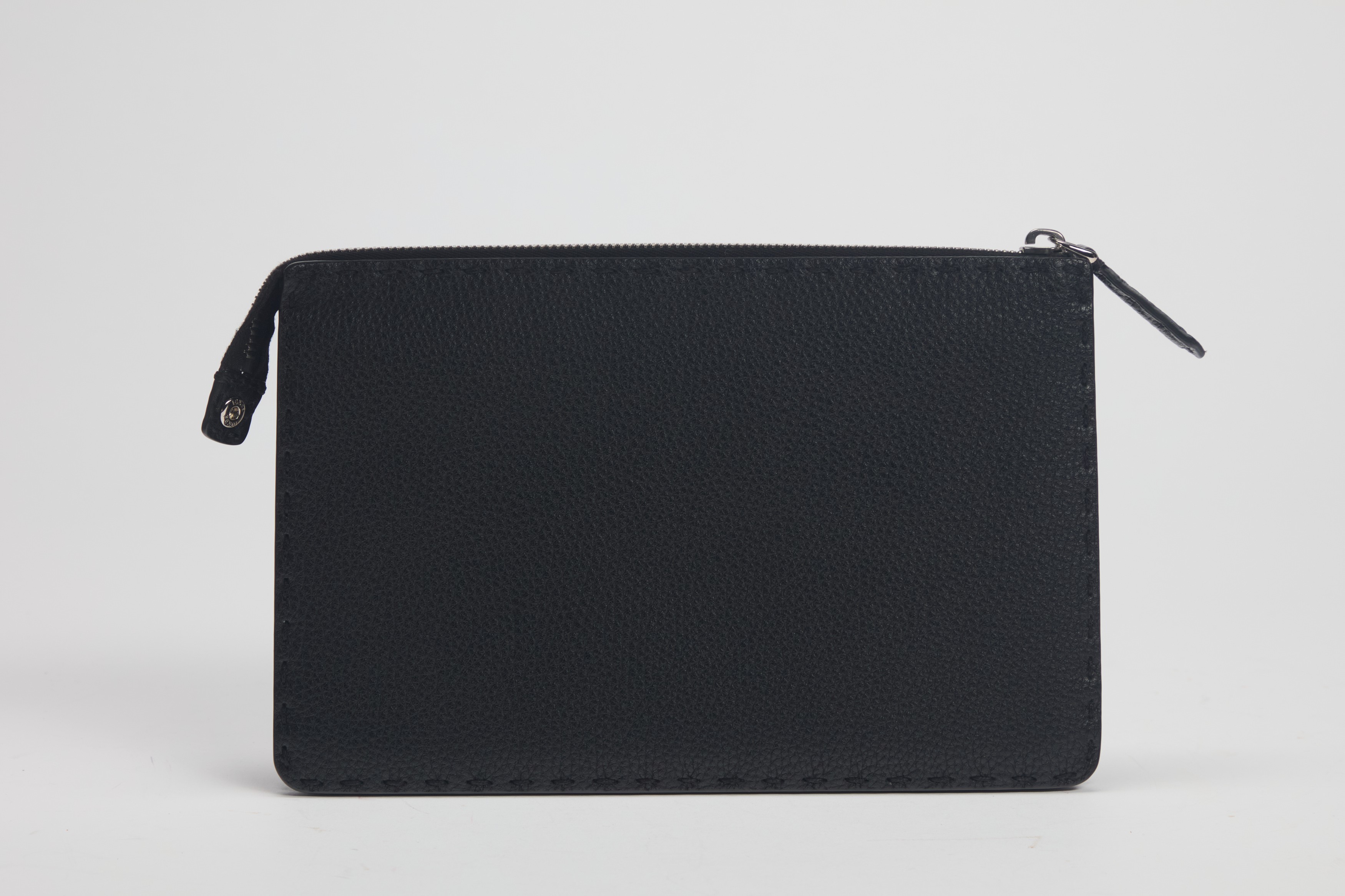 Fendi - Pochette Monster in pelle nera con dettagli in pelle gialla