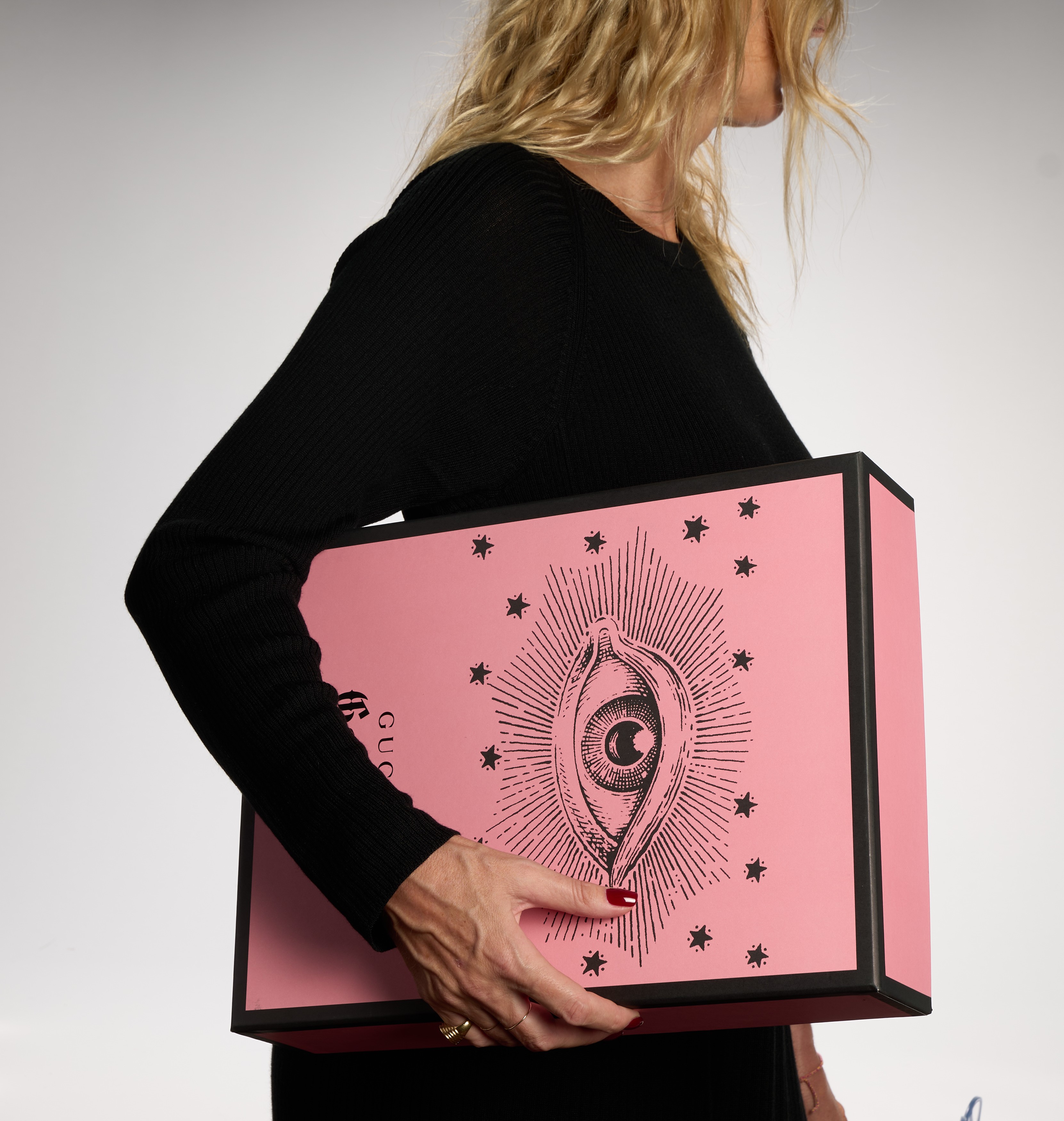 Gucci Garden - Collezione di due felpe in cotone color crema con stampe feline