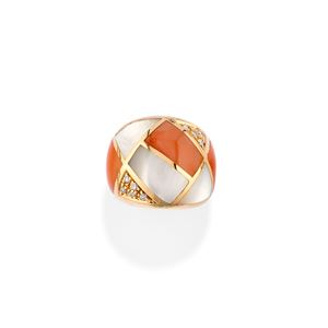  - Anello con madreperla e pietra dura