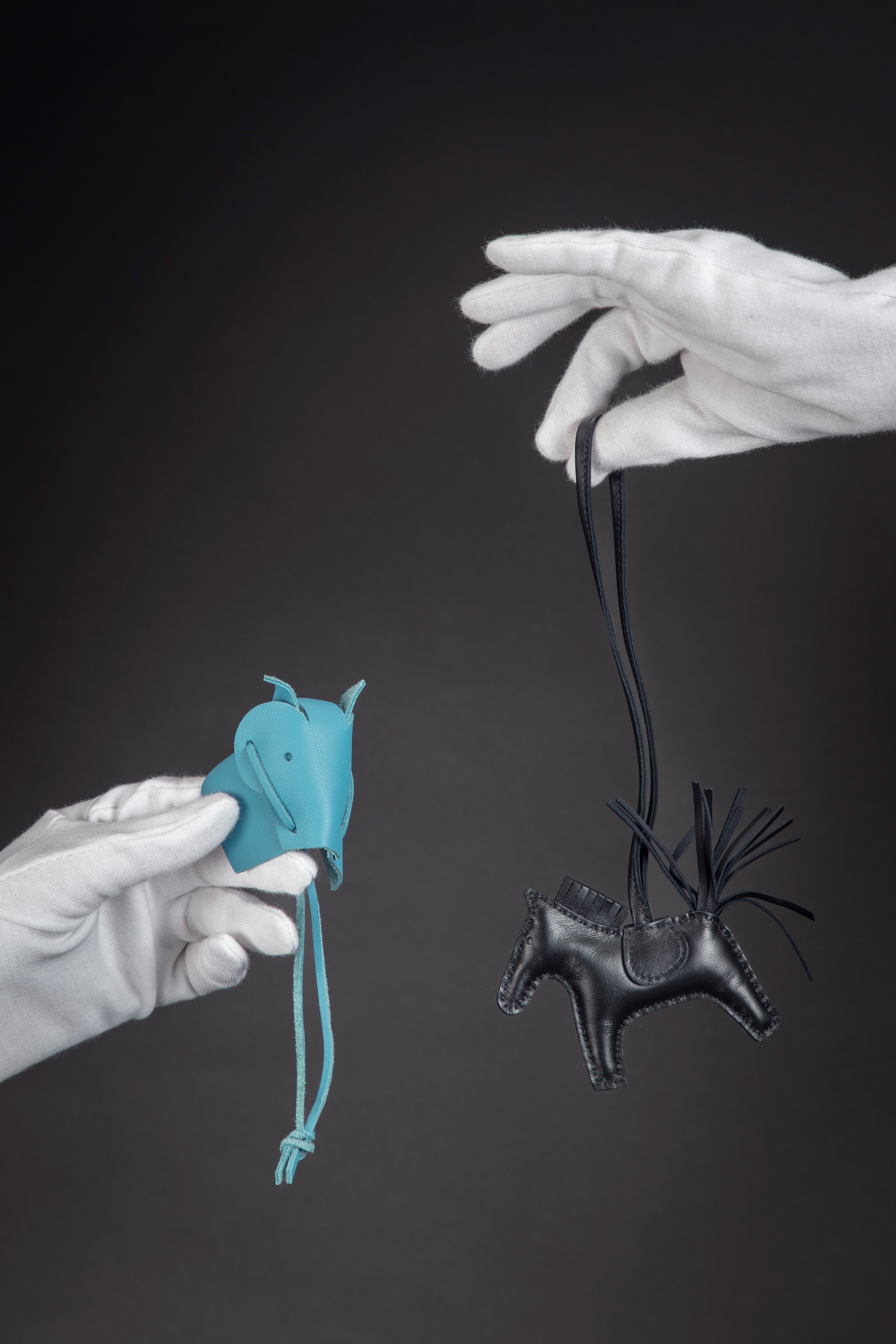 Lotto composto da due charms Petit H