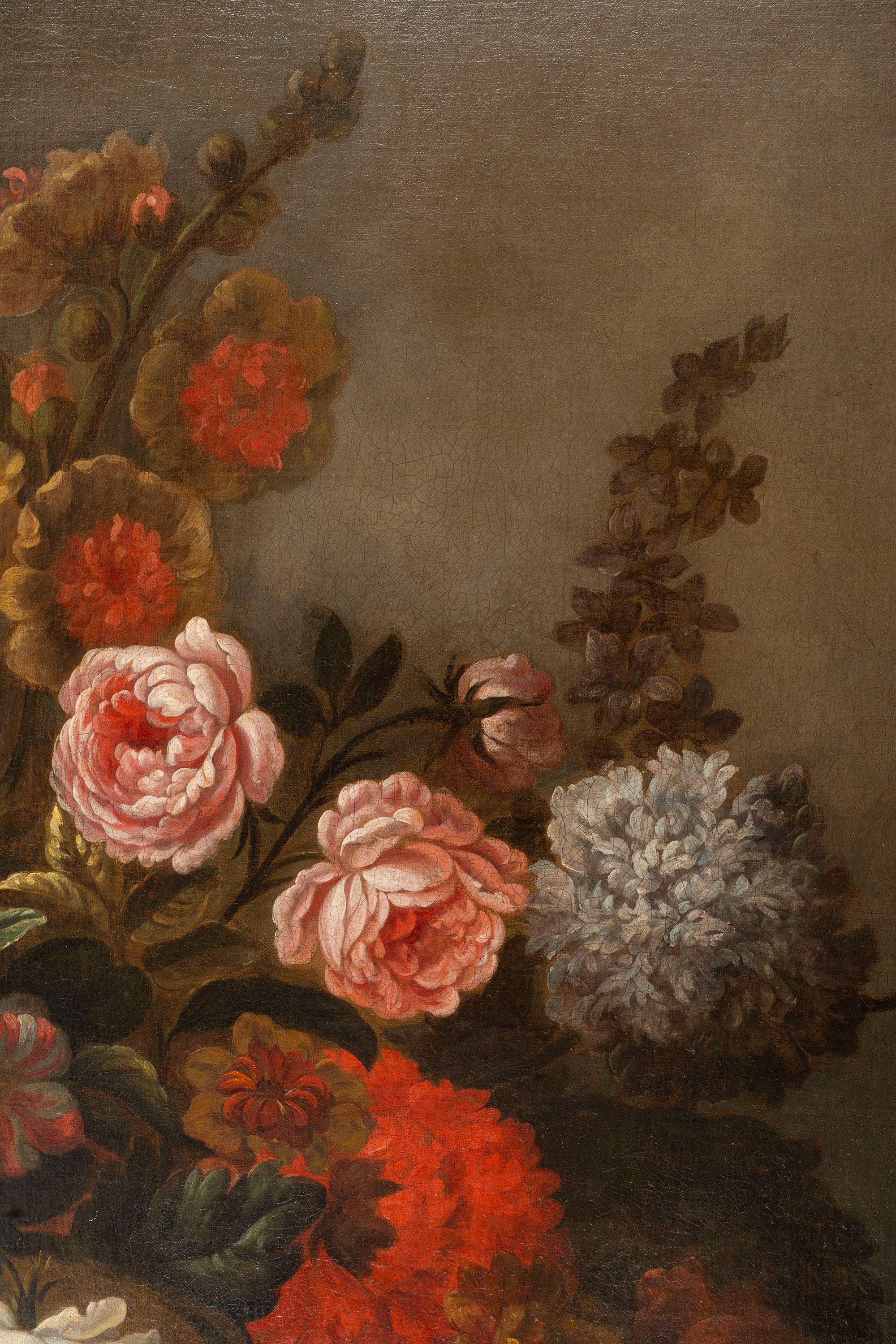 Trionfo di fiori in un vaso