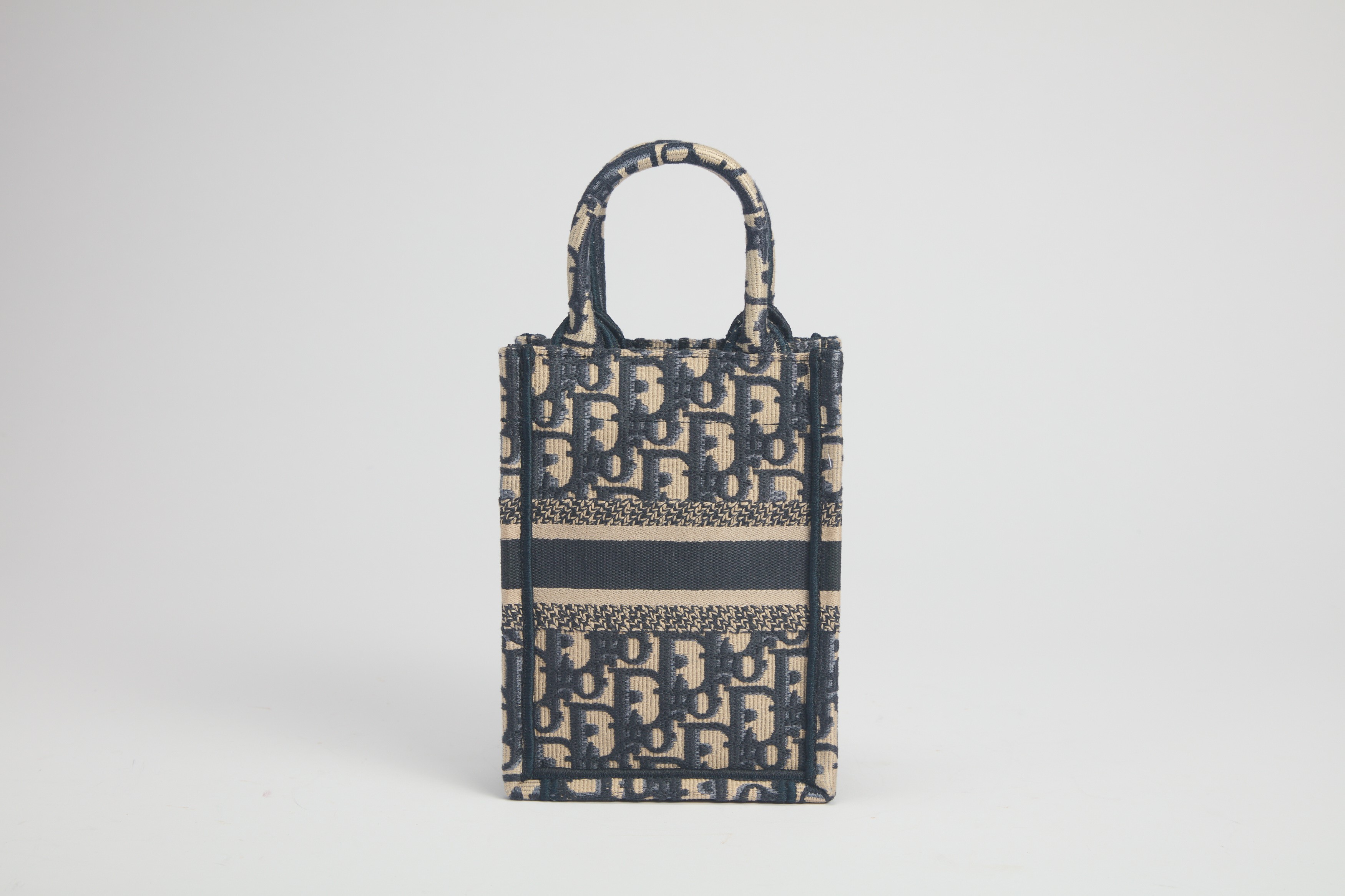 Mini Book Tote verticale