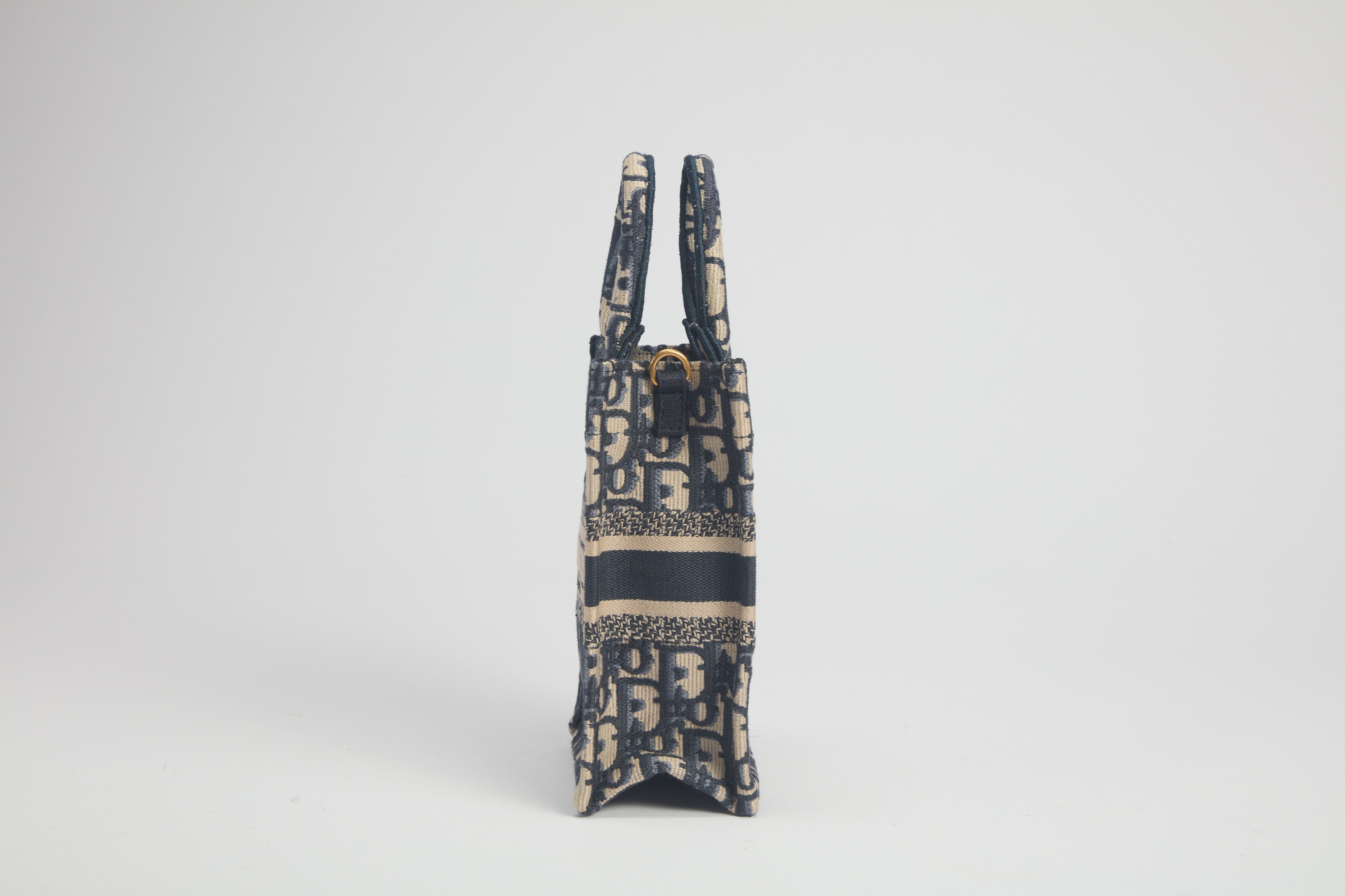 Mini Book Tote verticale