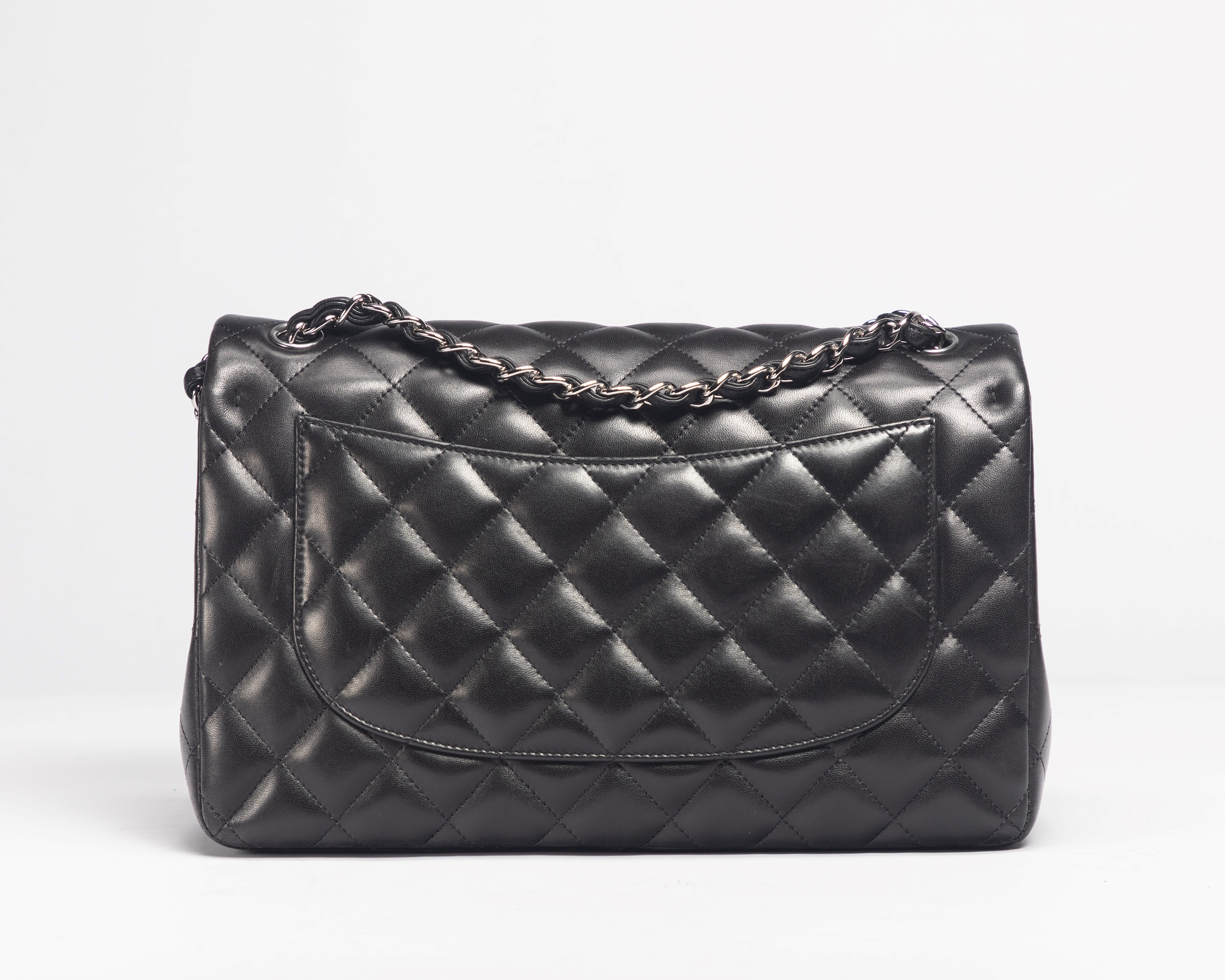 Chanel - Borsa Jumbo, in pelle matelassé nera con tracolla a catena