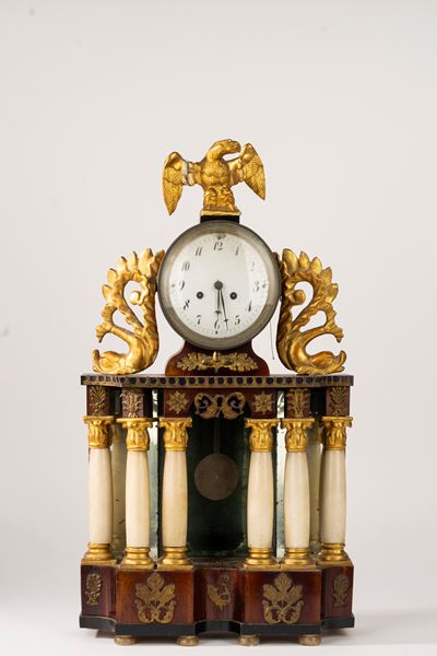 Pendola a Portico in Legno e Bronzo Sormontata da Aquila, Secolo XIX