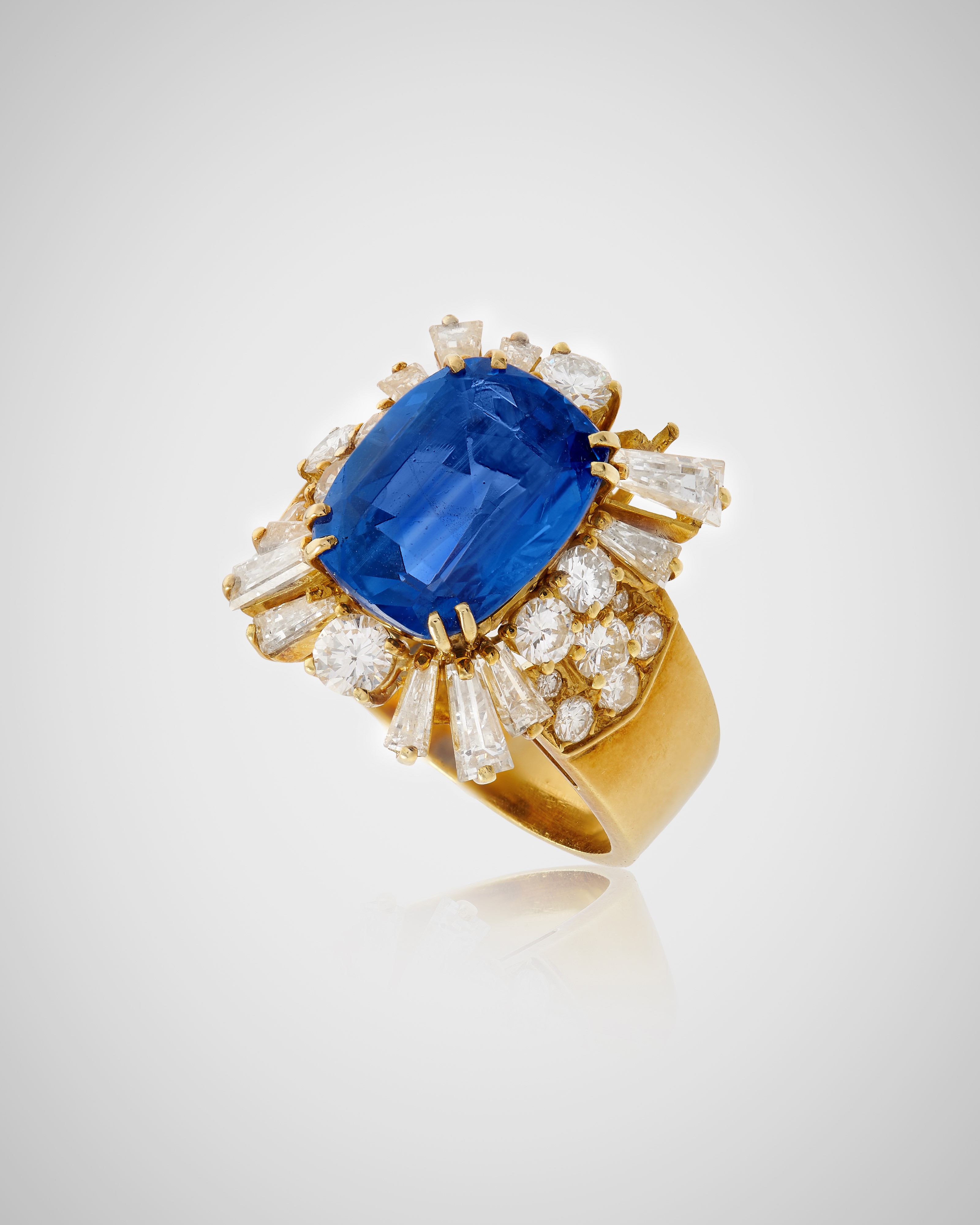 Anello con Zaffiro