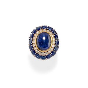 Anello con zaffiro