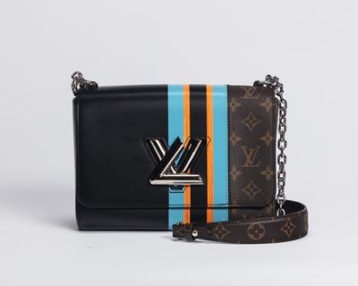 Borsa Twist in pelle nera e tela monogram con tracolla a catena, 2016